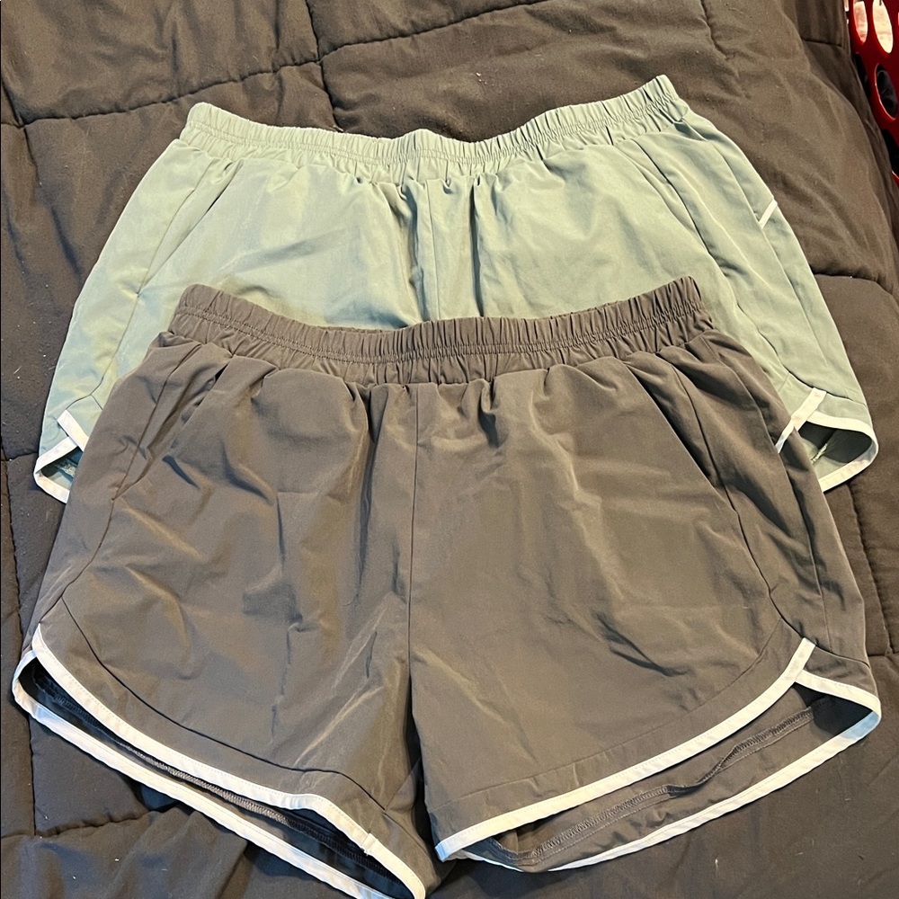 Black and Green Athletic Shorts Lightweight Elastic Waist